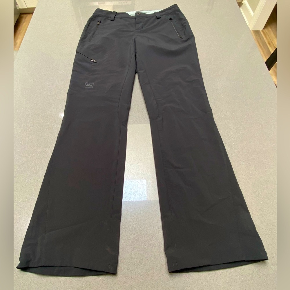REI Women's Hiking pant Size 4